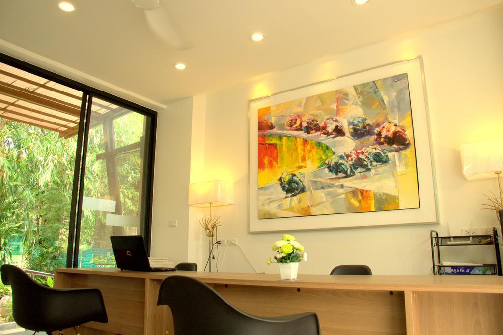 Dusit Naka Place Phuket Bagian luar foto