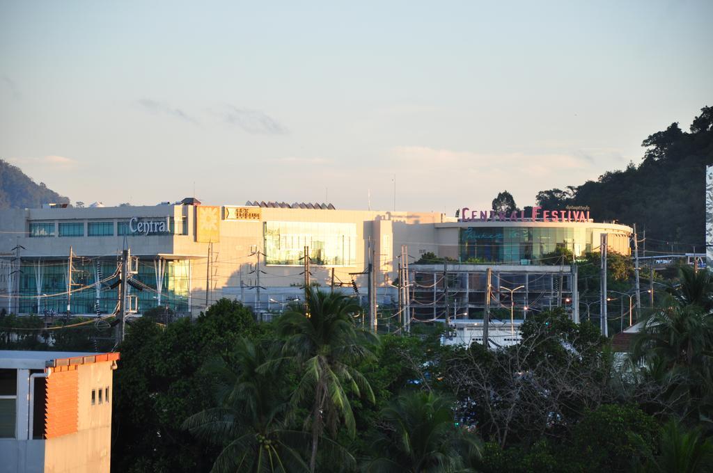 Dusit Naka Place Phuket Bagian luar foto