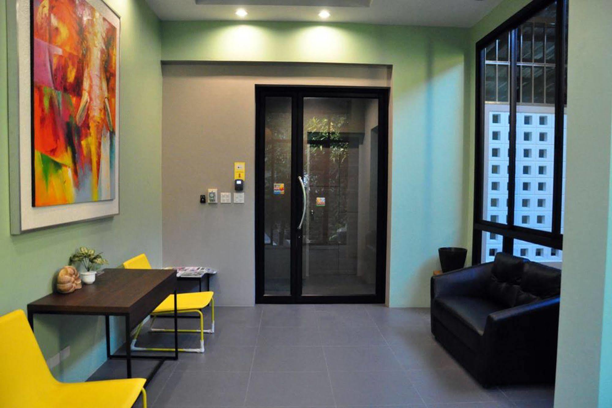 Dusit Naka Place Phuket Bagian luar foto