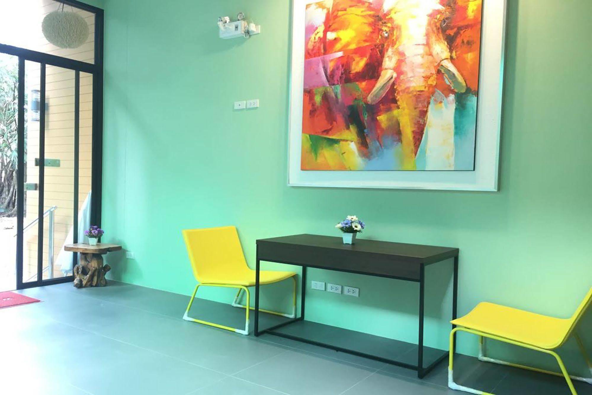 Dusit Naka Place Phuket Bagian luar foto